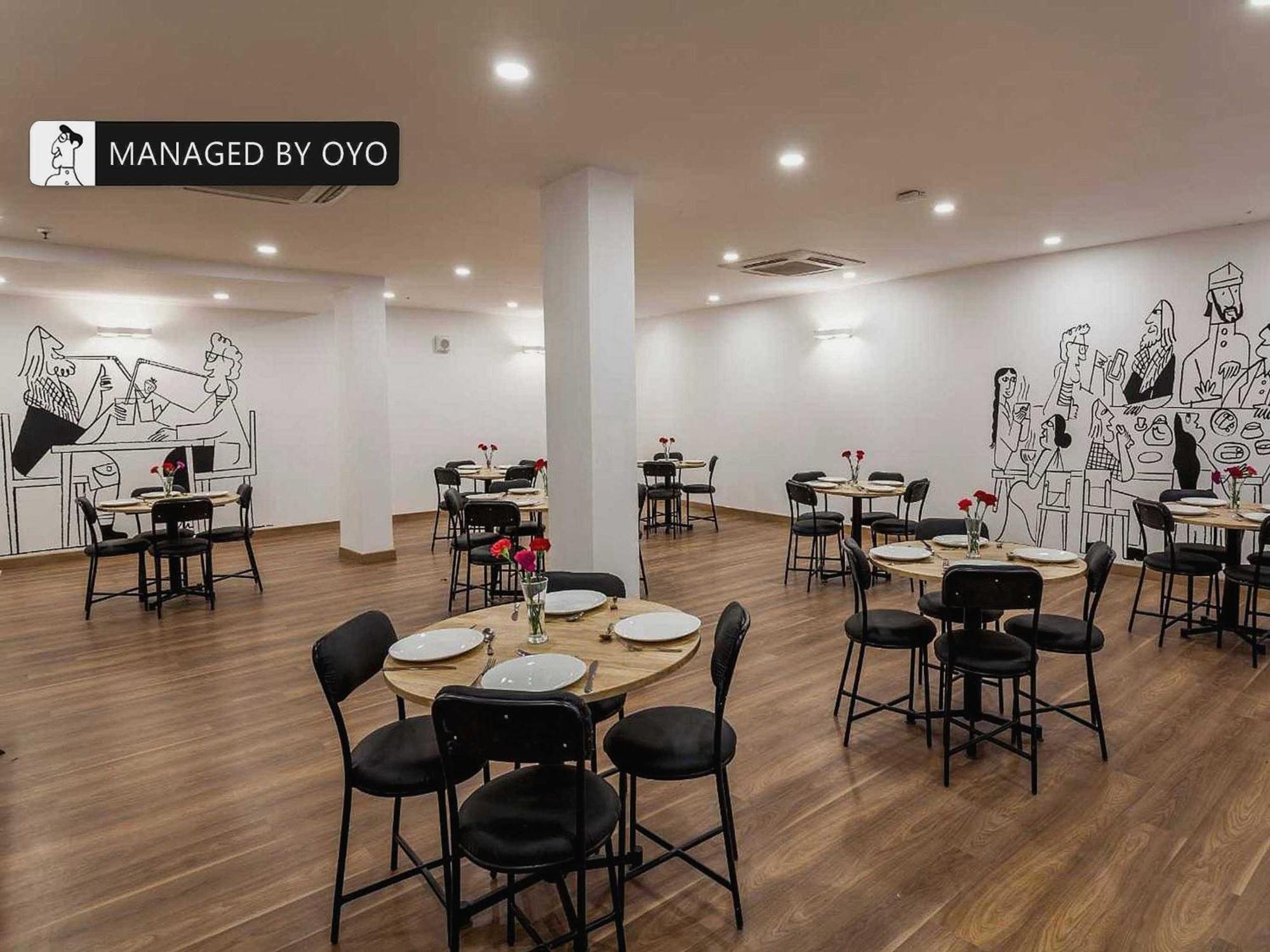 Hotel Gautam Residency New Delhi Ngoại thất bức ảnh